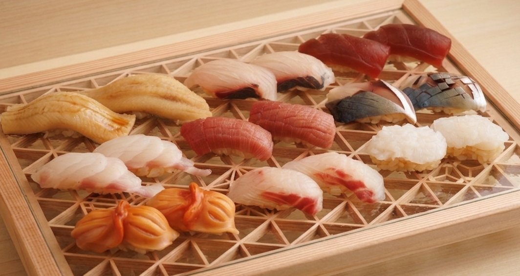 六本木 鮨 十天（じゅてん） 握りの盛り合わせ