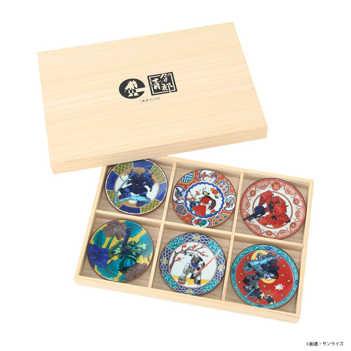 STRICT-G JAPAN「『機動戦士ガンダム』九谷焼 豆皿6点セット」木箱入りの6枚