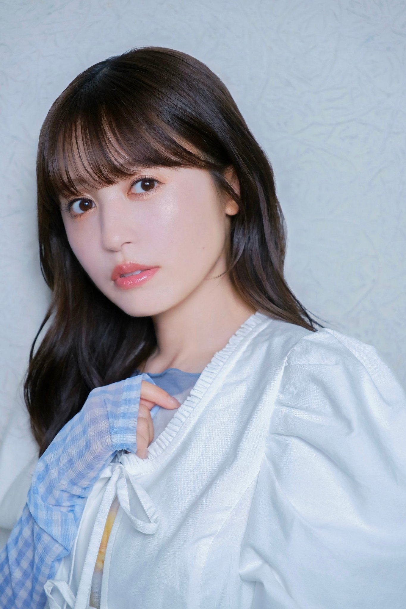 姉役：逢田梨香子