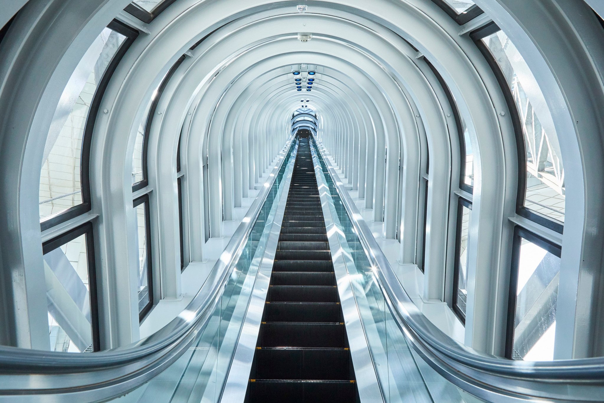 空中エスカレーター
