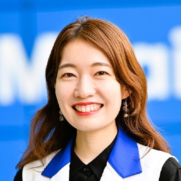 司会（各日） 科学コミュニケーター 若林里咲さん