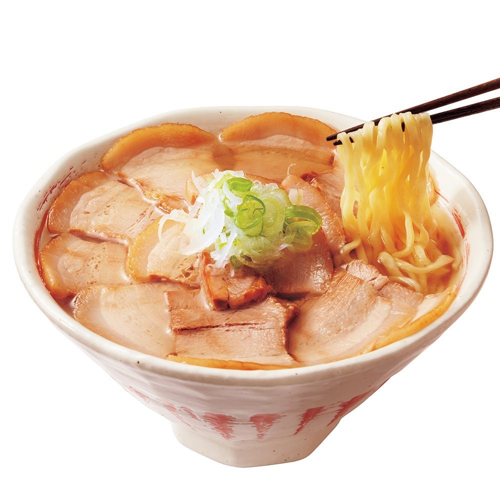 煮干しのあっさりスープとコシの強い細麺がマッチ! / 京都店初出店