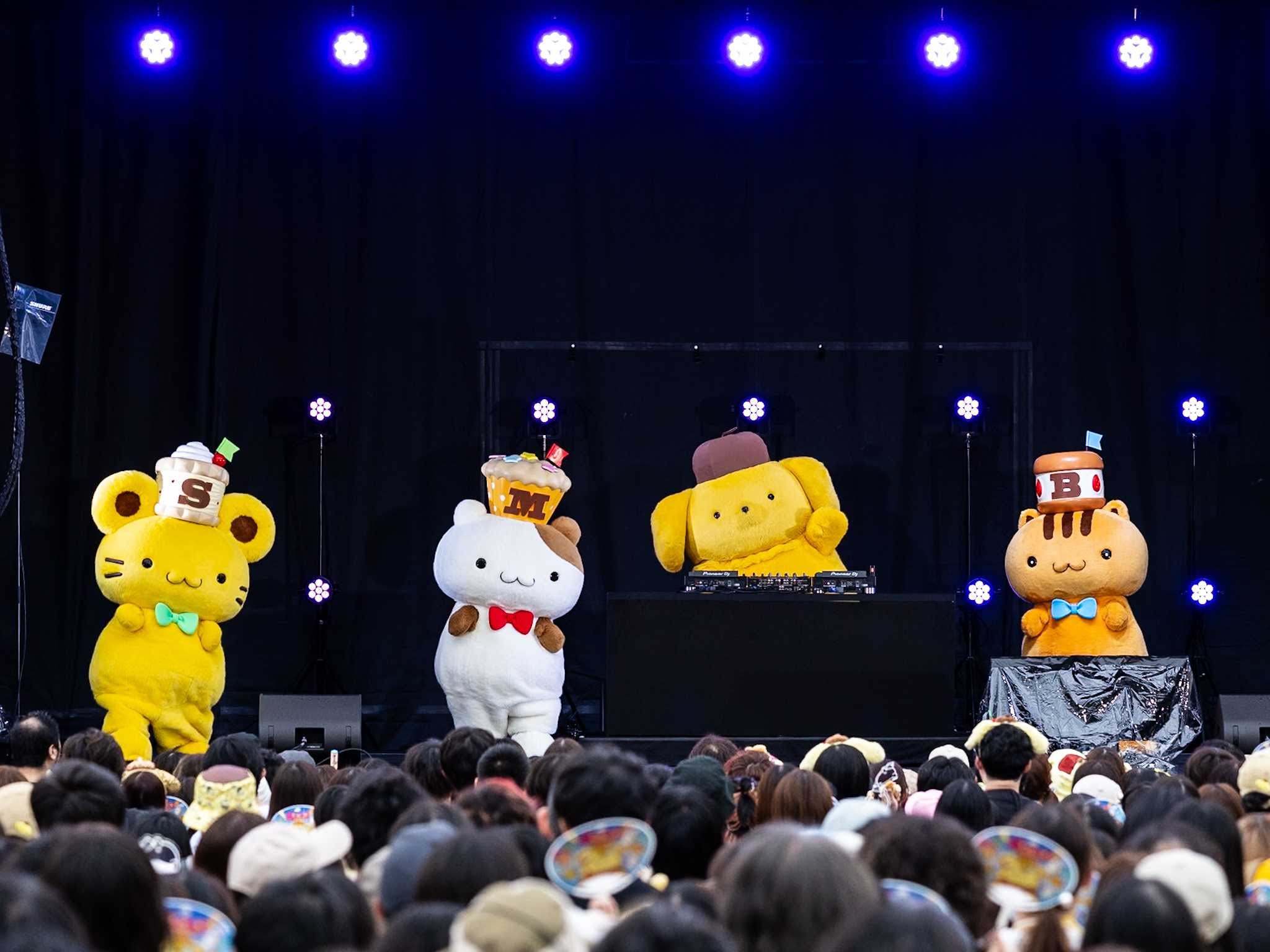 ポムポムプリンの“ポムフェス”ステージ
