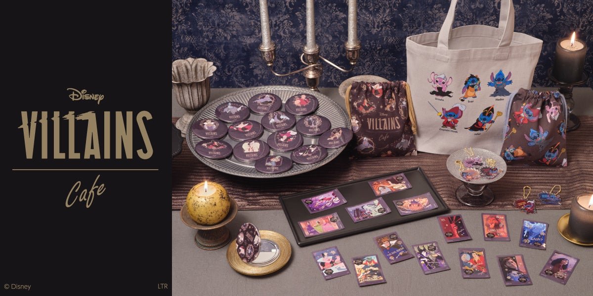 「Disney VILLAINS Cafe」ロゴとカフェオリジナルグッズ
