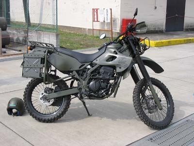 偵察用オートバイ(カワサキKLX250)