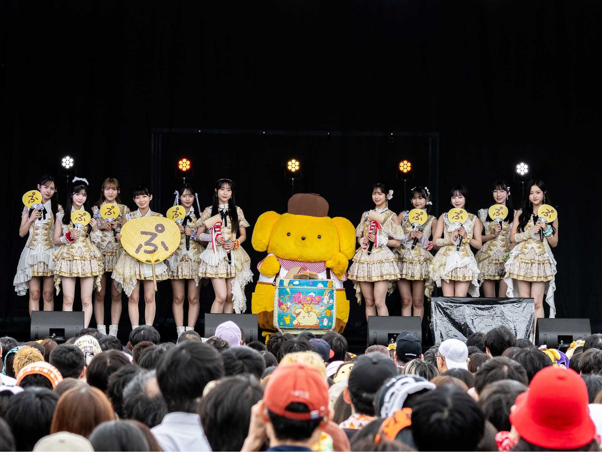 かいまくしきに登場したJuice=Juiceとポムポムプリン