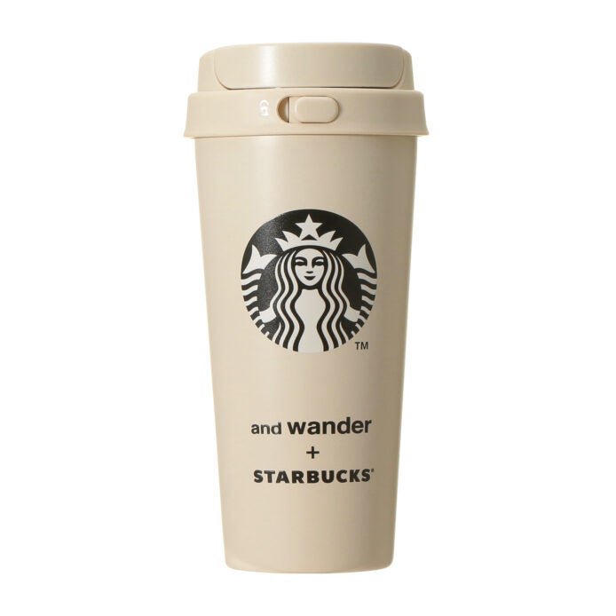 ベージュのand wander×STARBUCKSタンブラー