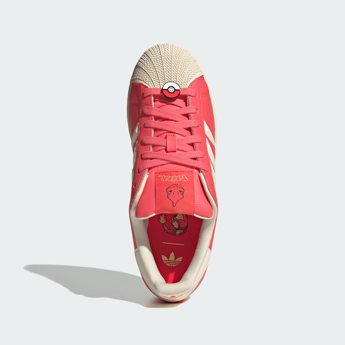 ADIDAS Pokemon SUPERSTAR II リザードンのタンとポケモンボールチャーム