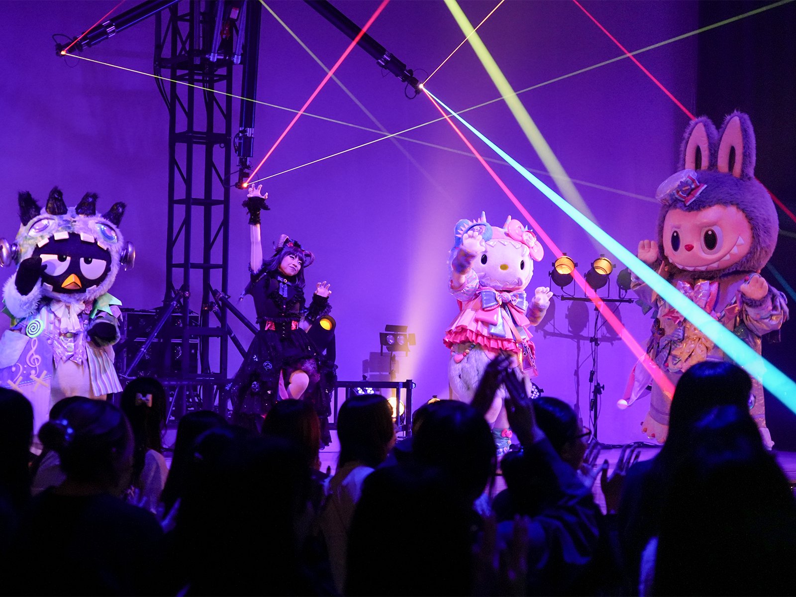 PUROMONSTERSCRAMBLE PARTY 演出風景