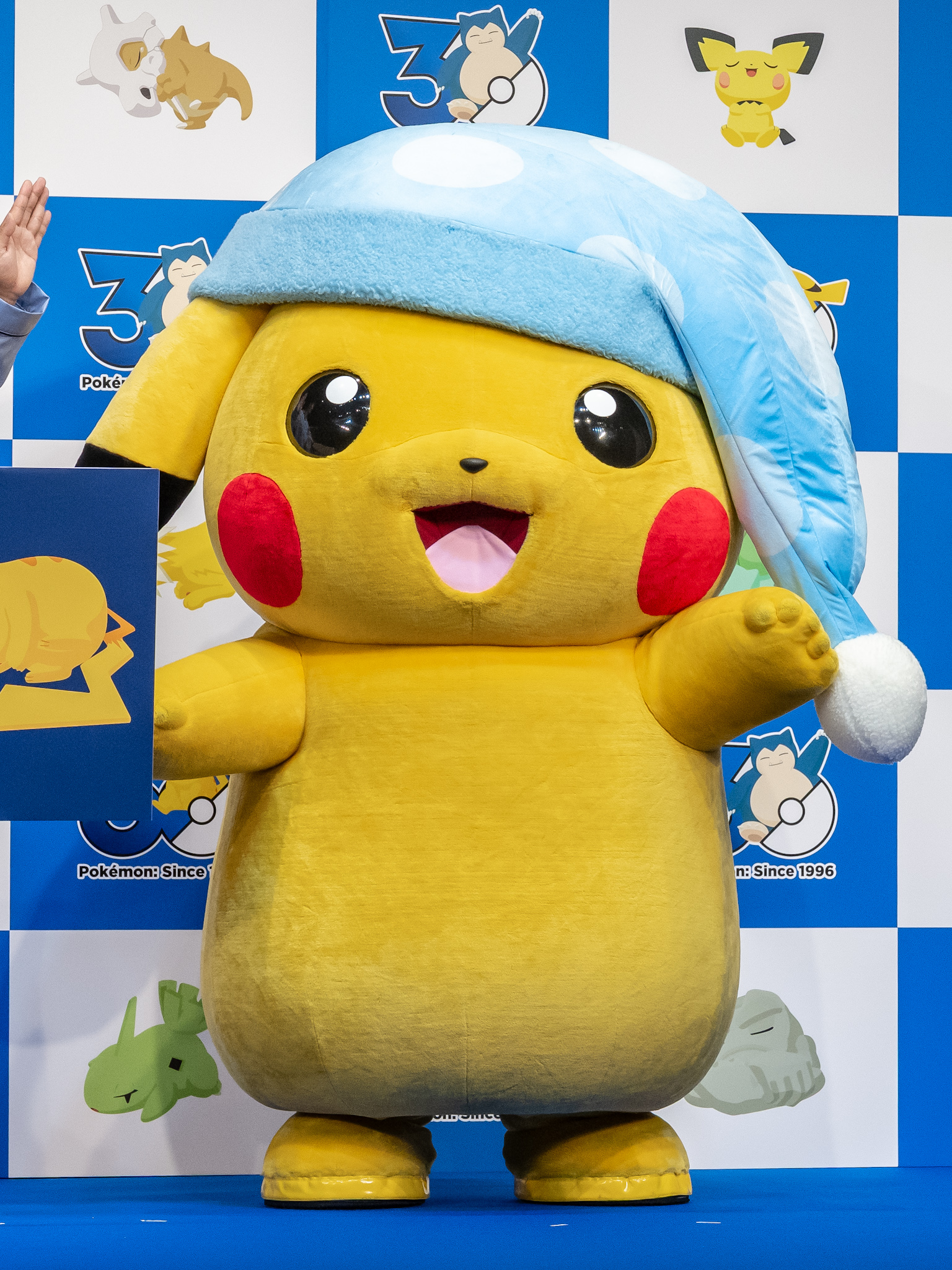 カビゴン&ナイトキャップをかぶったピカチュウも登場!