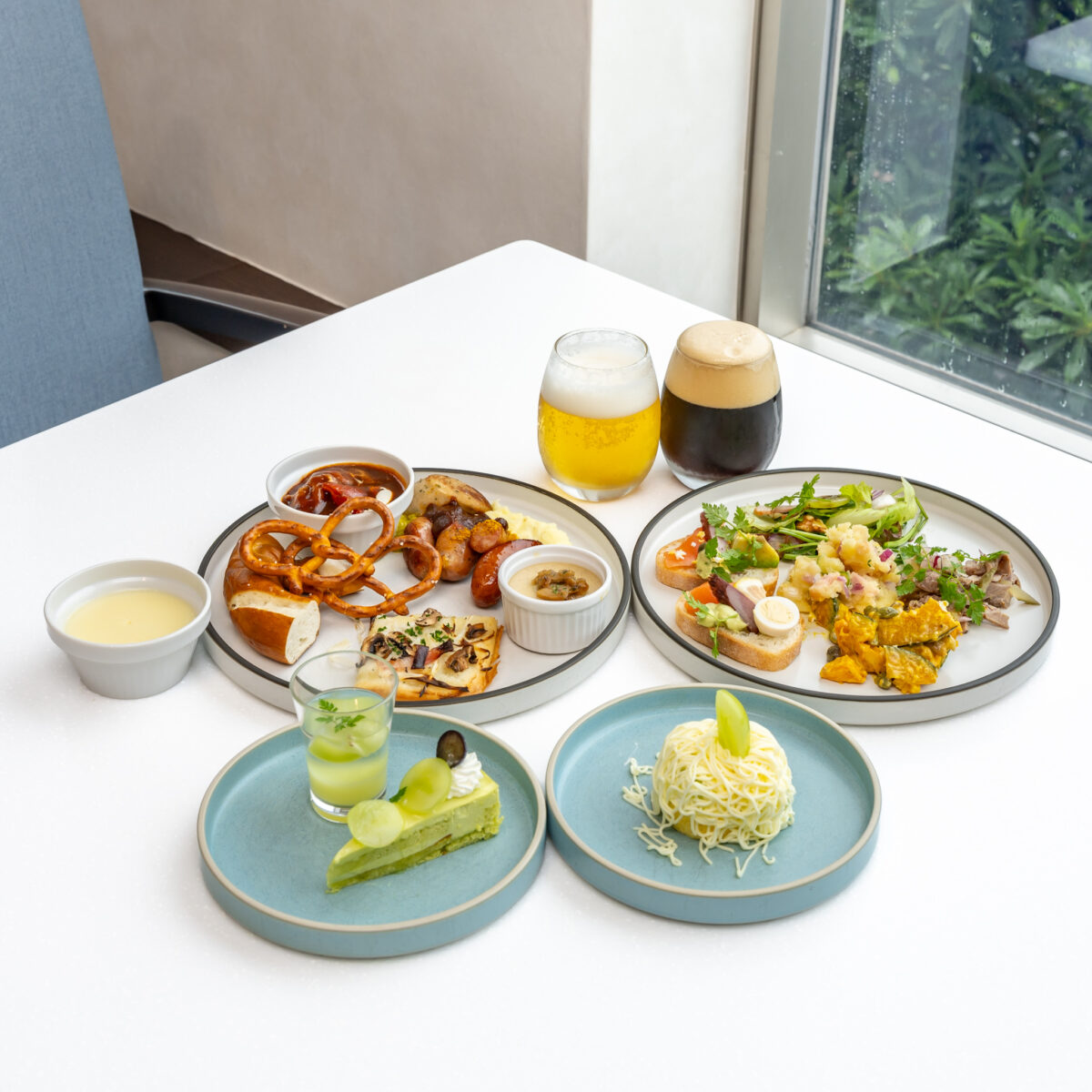 グランサンクのフェア料理とデザート、ドリンク