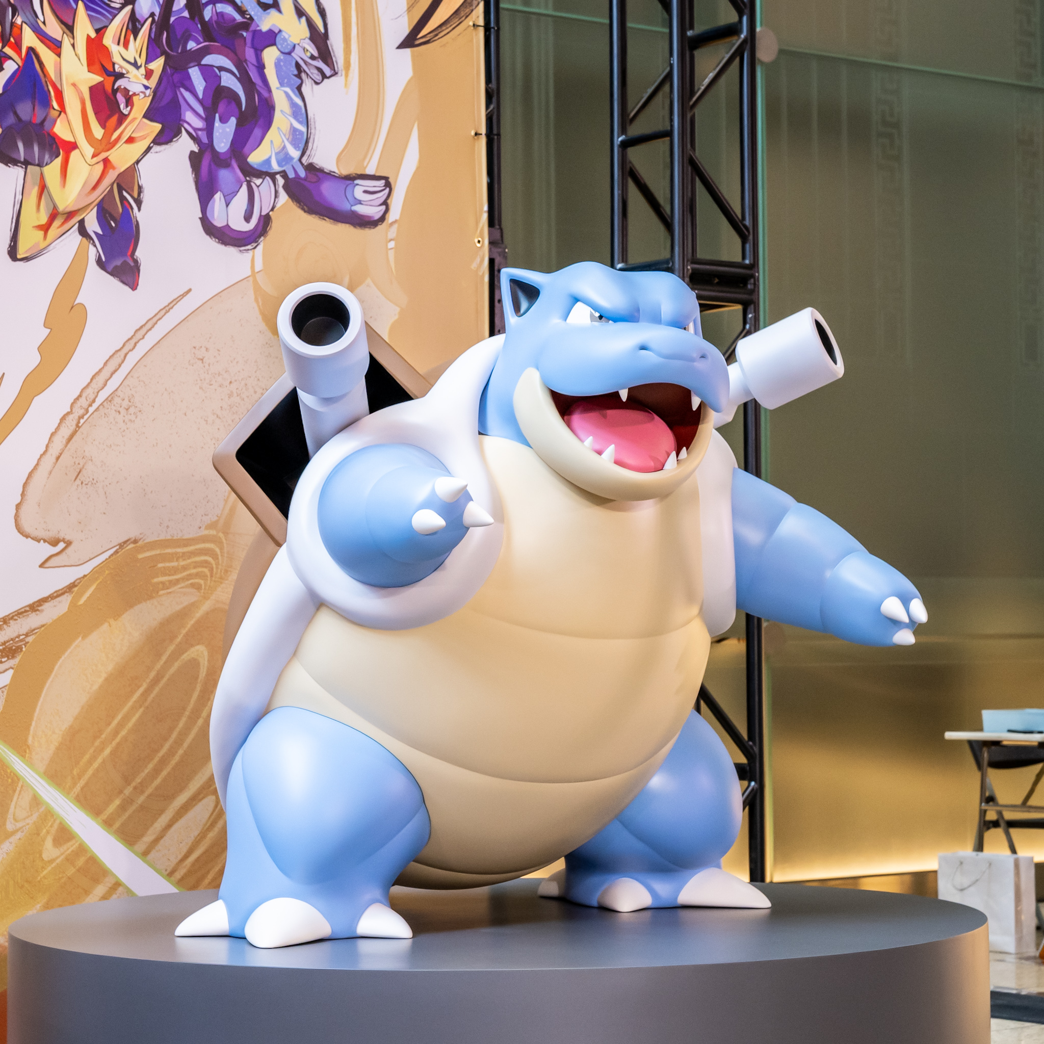 伝説のポケモンたちの立像アンベール4