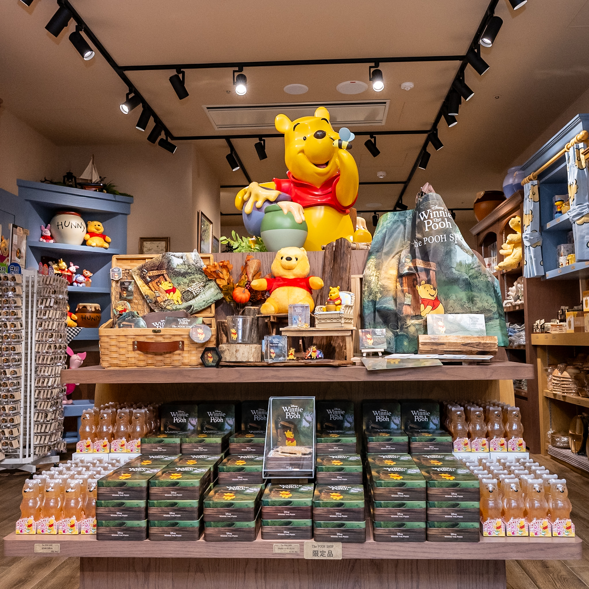 まるでプーさんのおうち！マリモクラフト「The POOH SHOP 東京駅 by