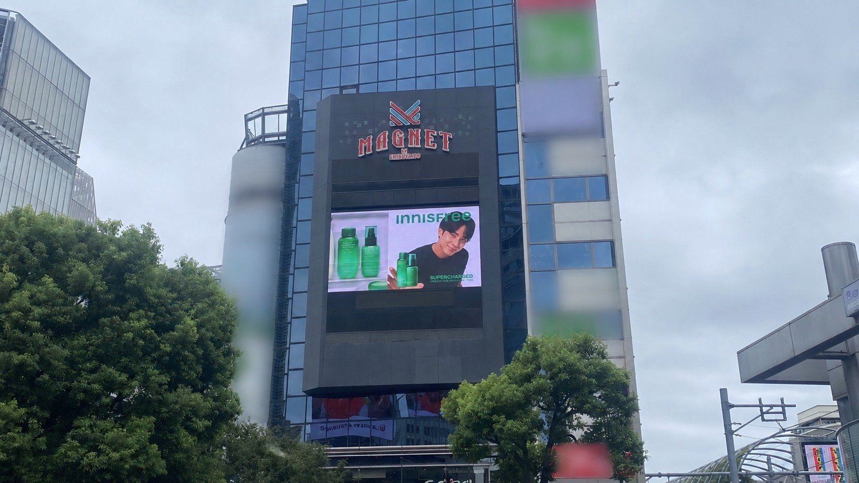 【INNISFREE】SEVENTEENミンギュの特別映像が渋谷に登場！期間限定で放映
