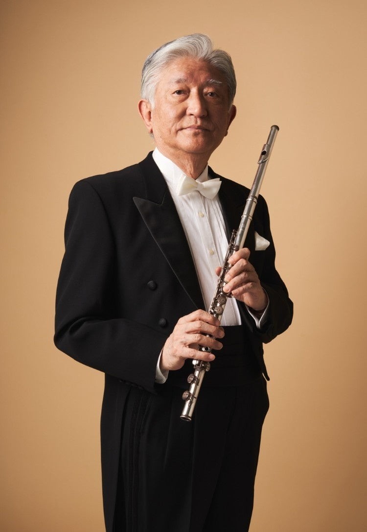 フルート奏者 白尾彰