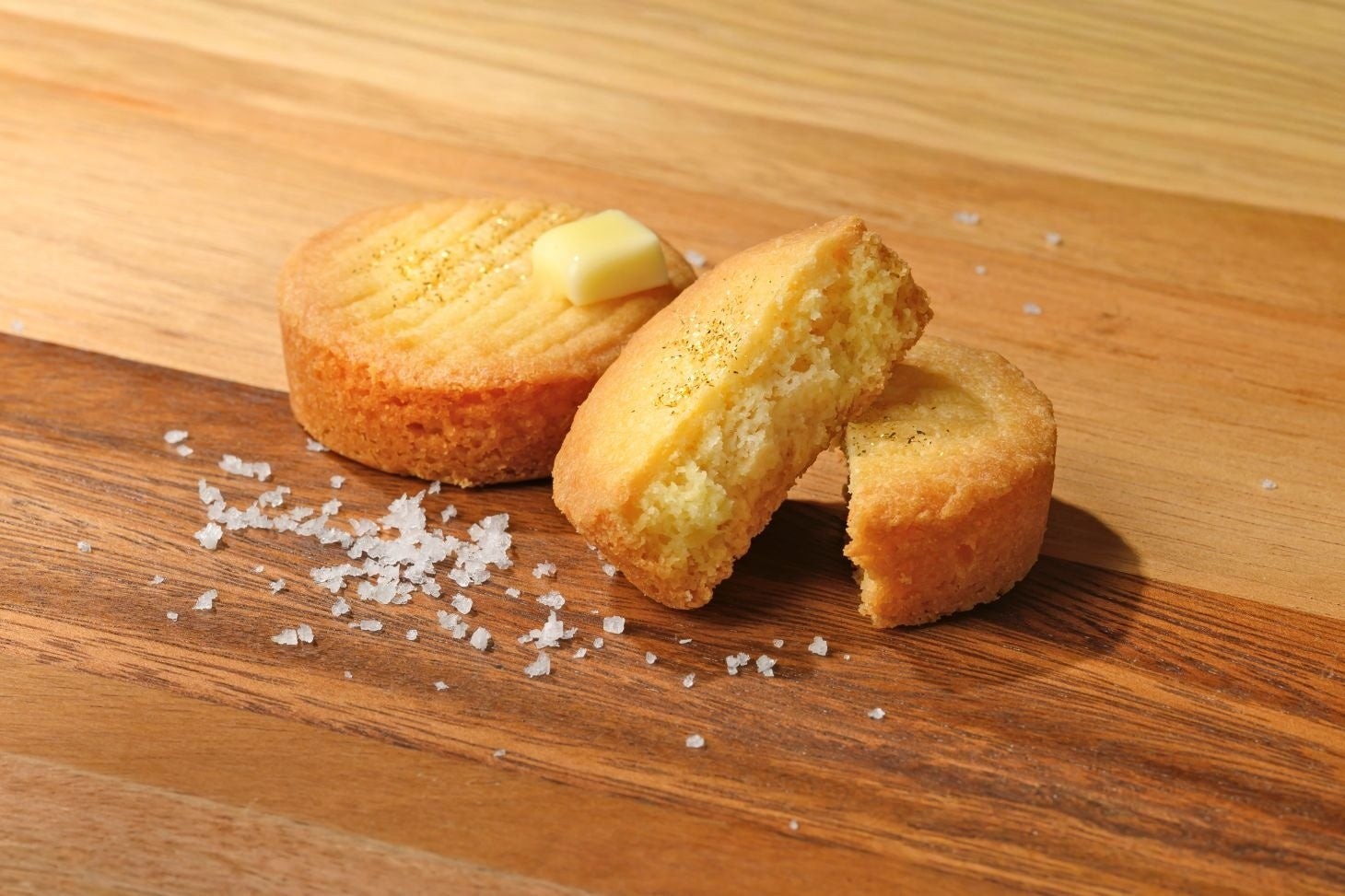 箔座「金箔のひととき 能登塩バターガレット」