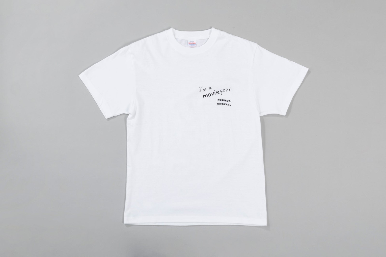 「I'm a moviegoerクリエイターTシャツ【是枝裕和】」のホワイトカラー