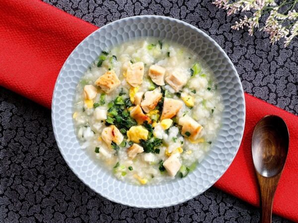 nosh「やわらか鶏肉と小松菜の中華粥」