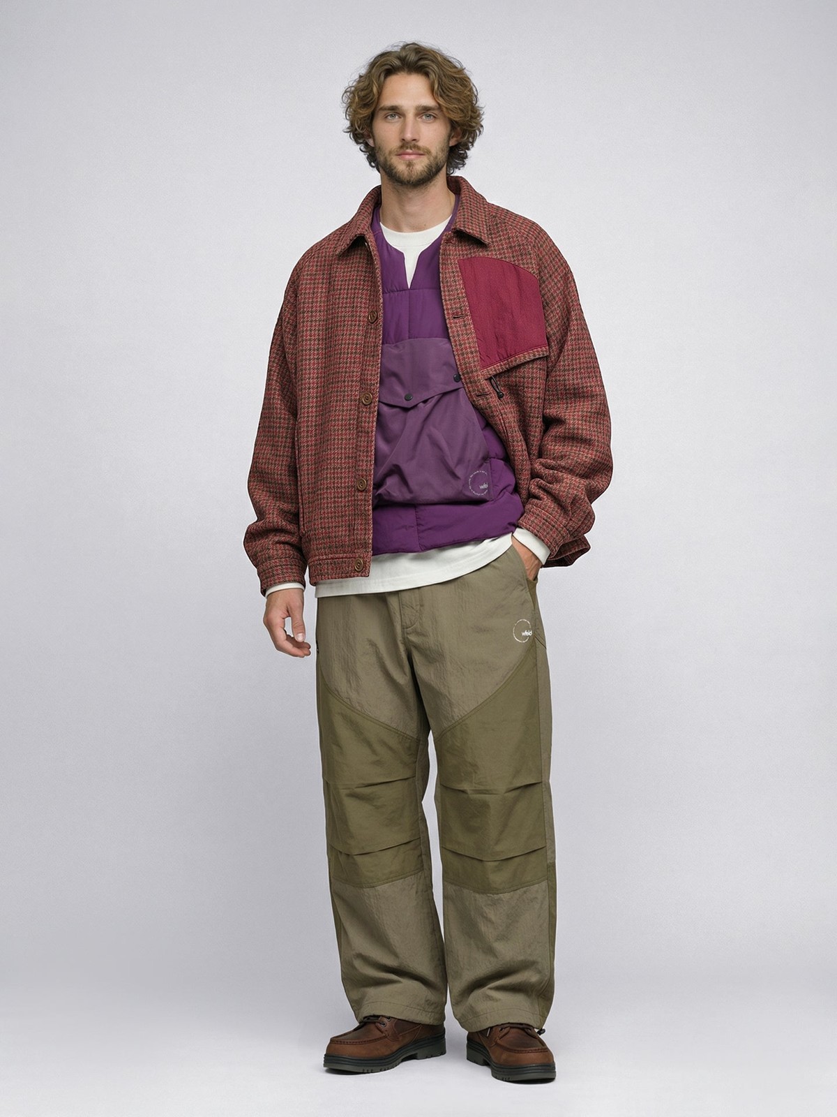 Wool-Nylon Tweed Short Shirt Jacketの着用例