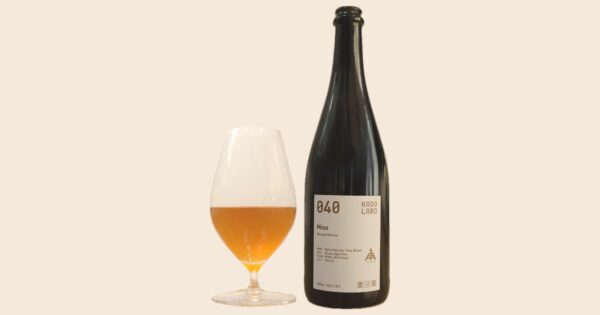 KADOLABO 040 Misoのボトルとグラス