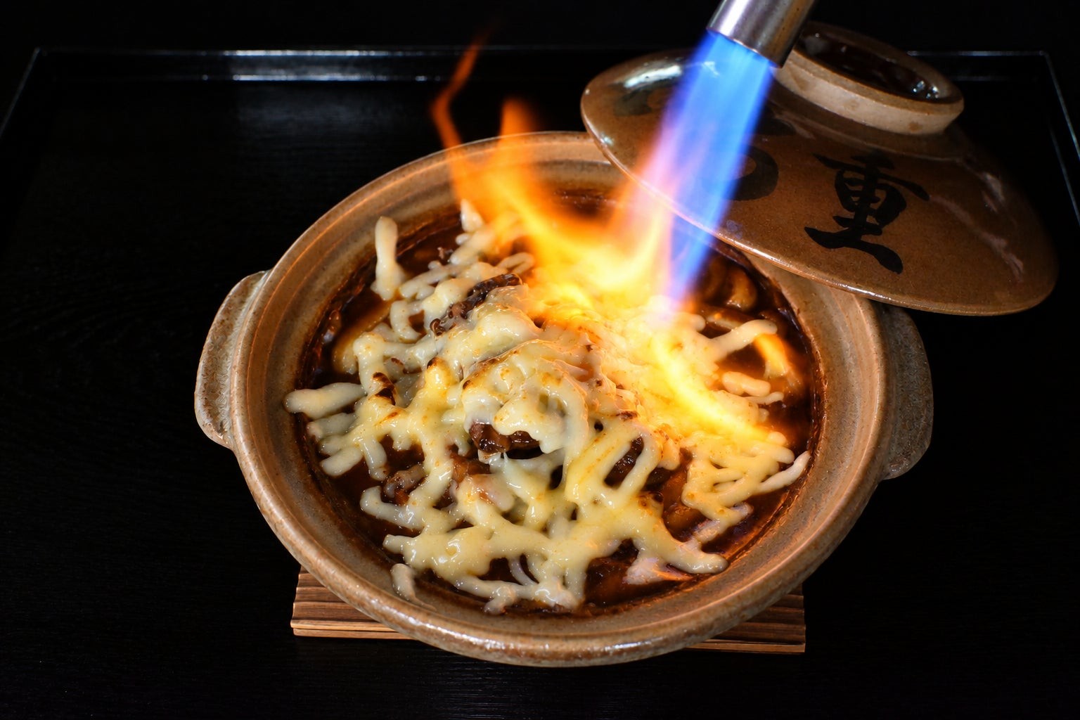 炙りチーズカレーうどん