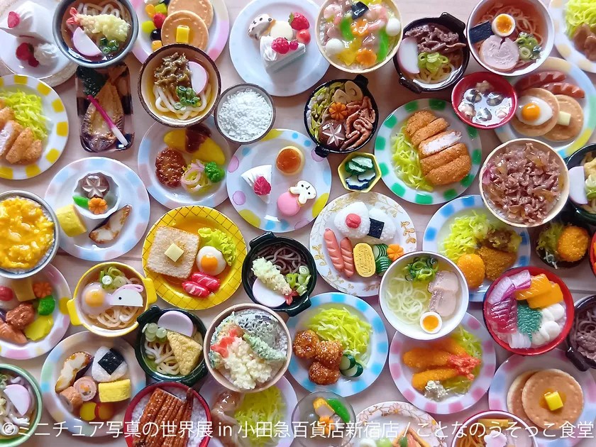 ことなのうそっこ食堂の展示作品(ミニチュアの料理)
