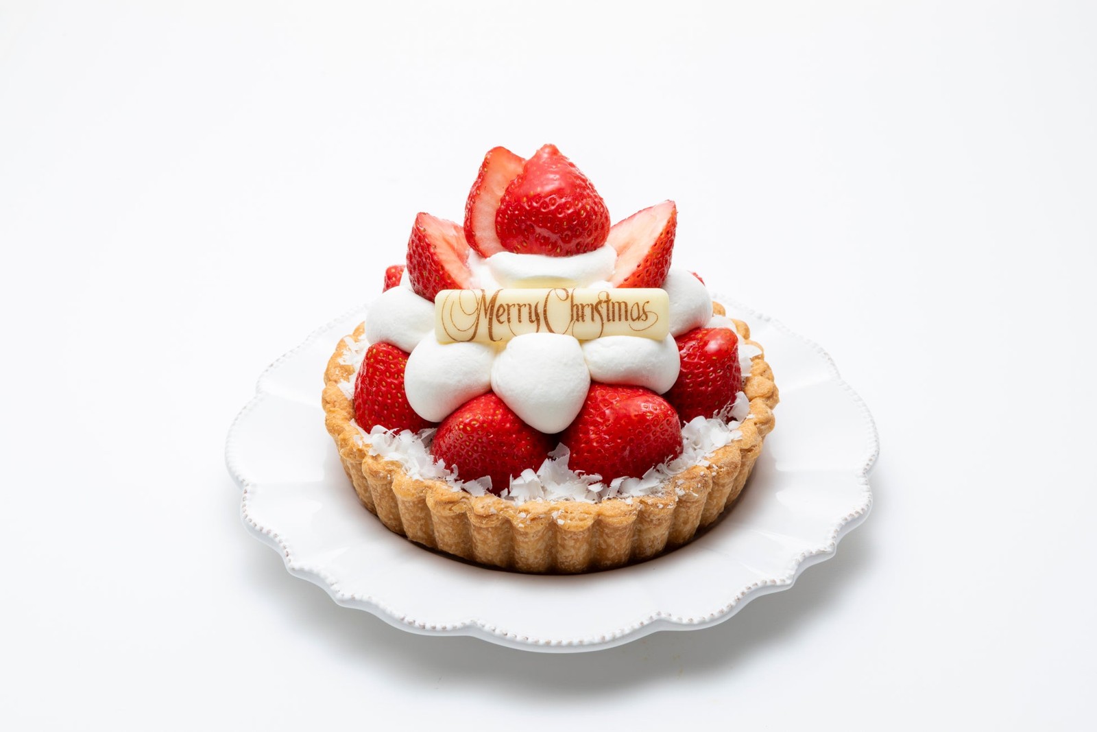 フルーツピークス『いちごのホワイトクリスマス』、いちごをツリー状に飾ったクリスマスケーキ