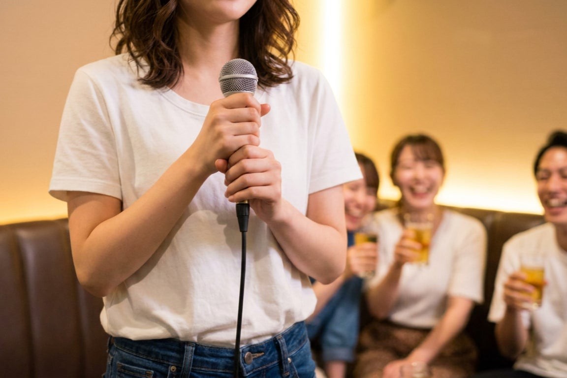 「カラオケ2時間付ランチプラン」で楽しむカラオケの様子