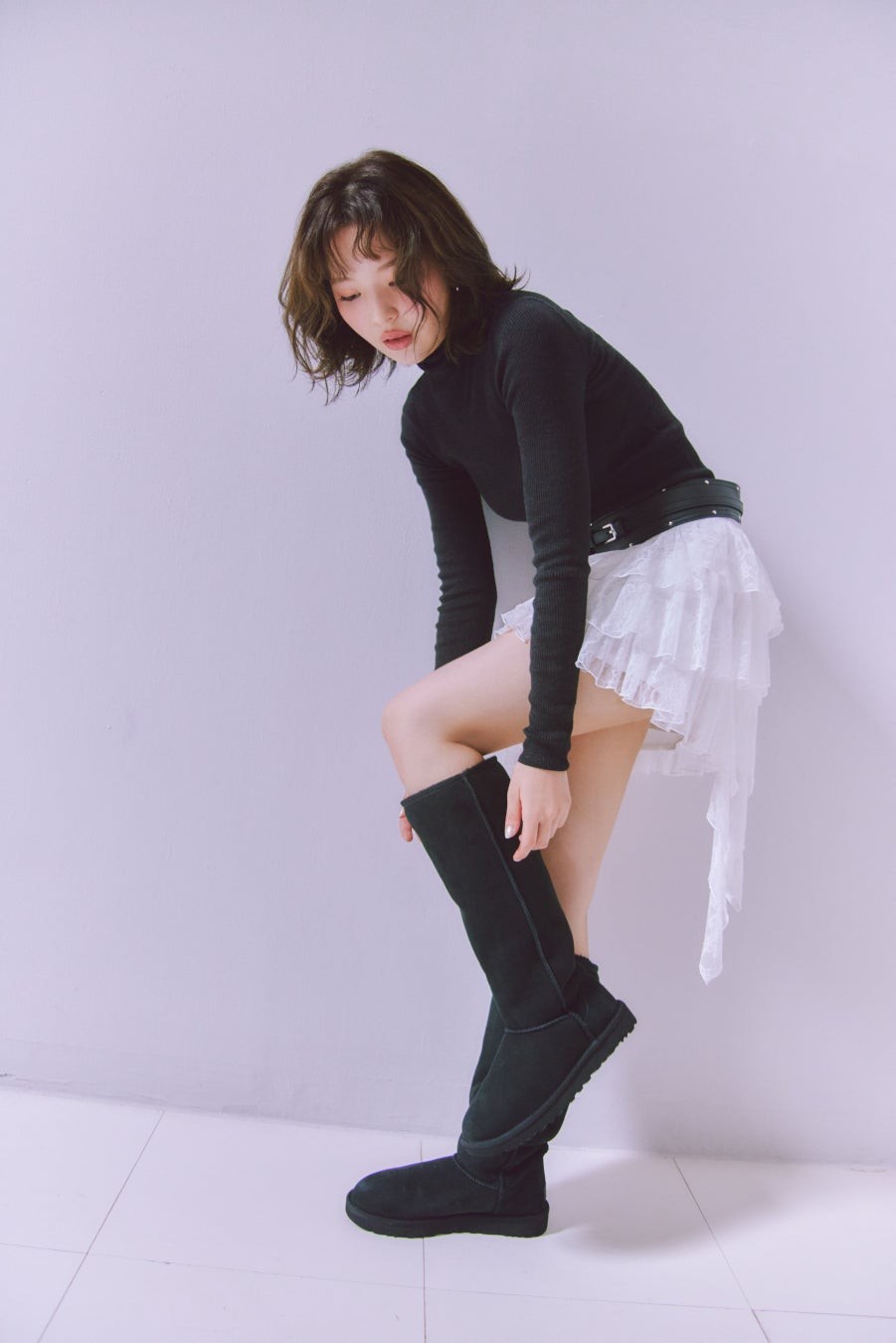 SNIDEL×UGG「Classic Ultra Tall」の着用イメージ