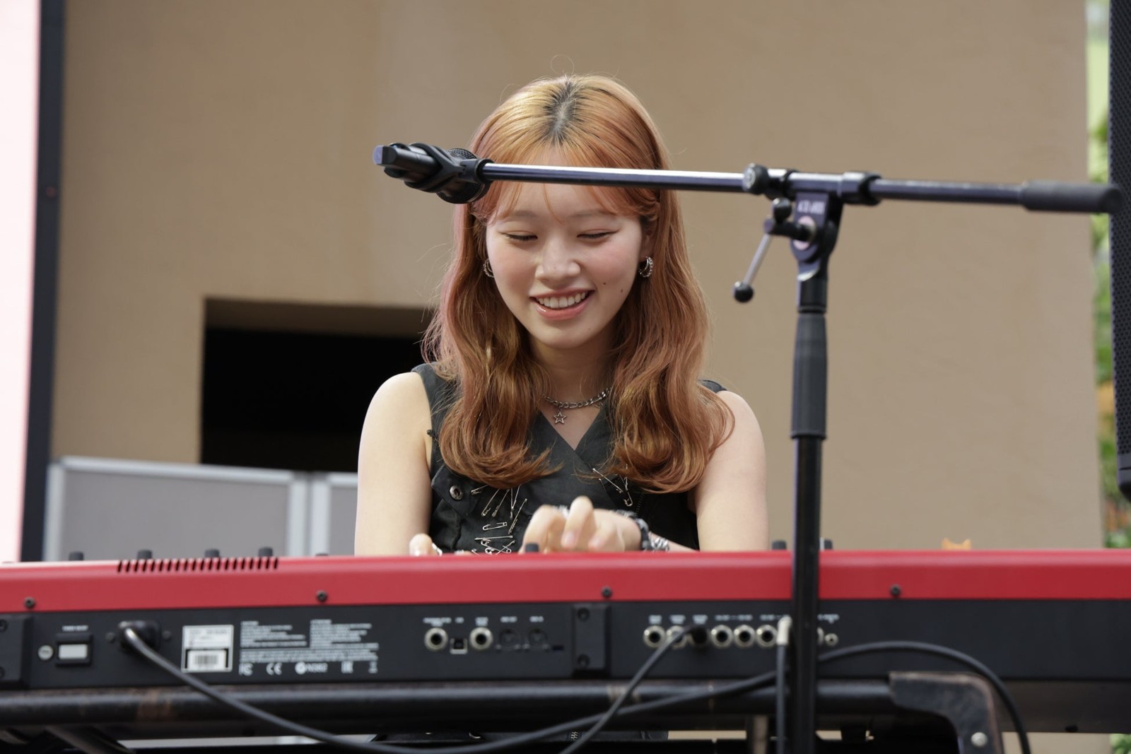 キーボード演奏の様子