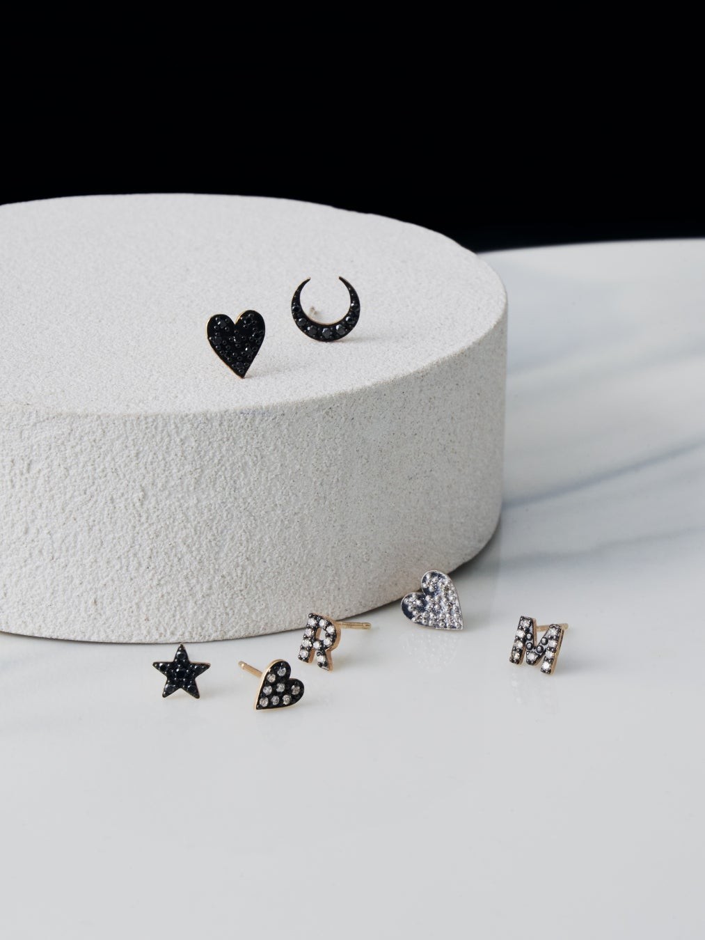 PLUS VENDOME「MICROTATTOO」コレクション シングルピアス