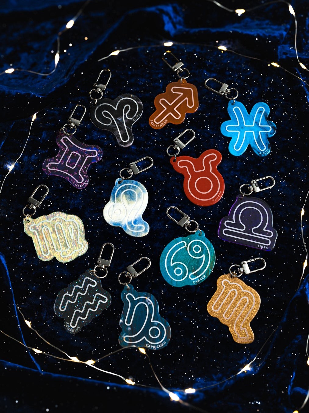 NEWSED「Re:Acryl zodiac charm」の12星座キーホルダー一覧