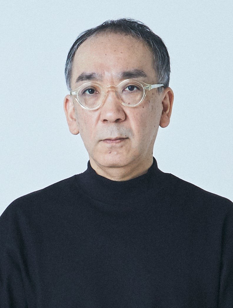 ピアノ:新垣 隆