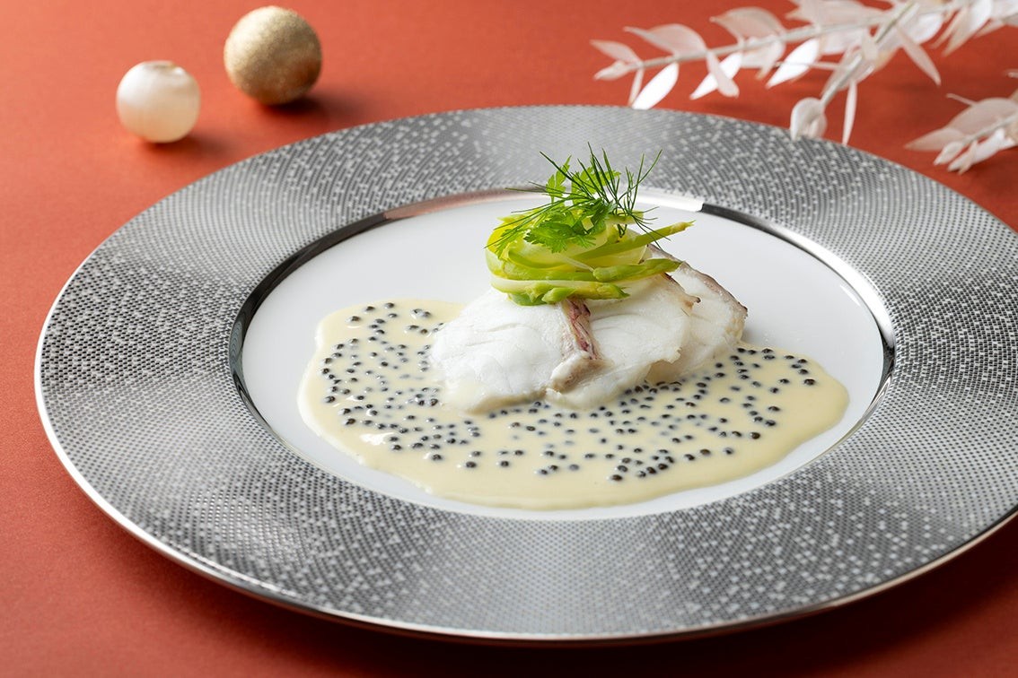 クリスマスランチ 真鯛のヴァプール キャビア入り白ワインソース