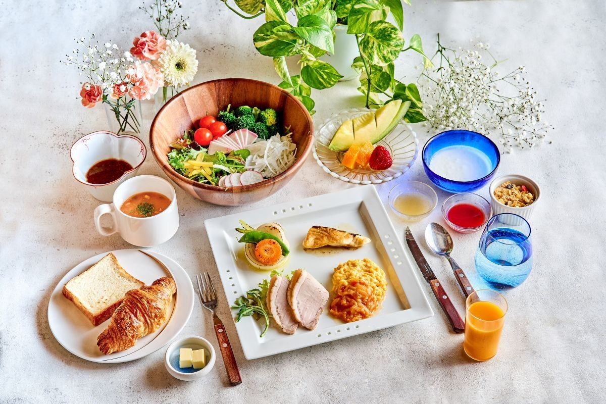 洋食プレートの朝食