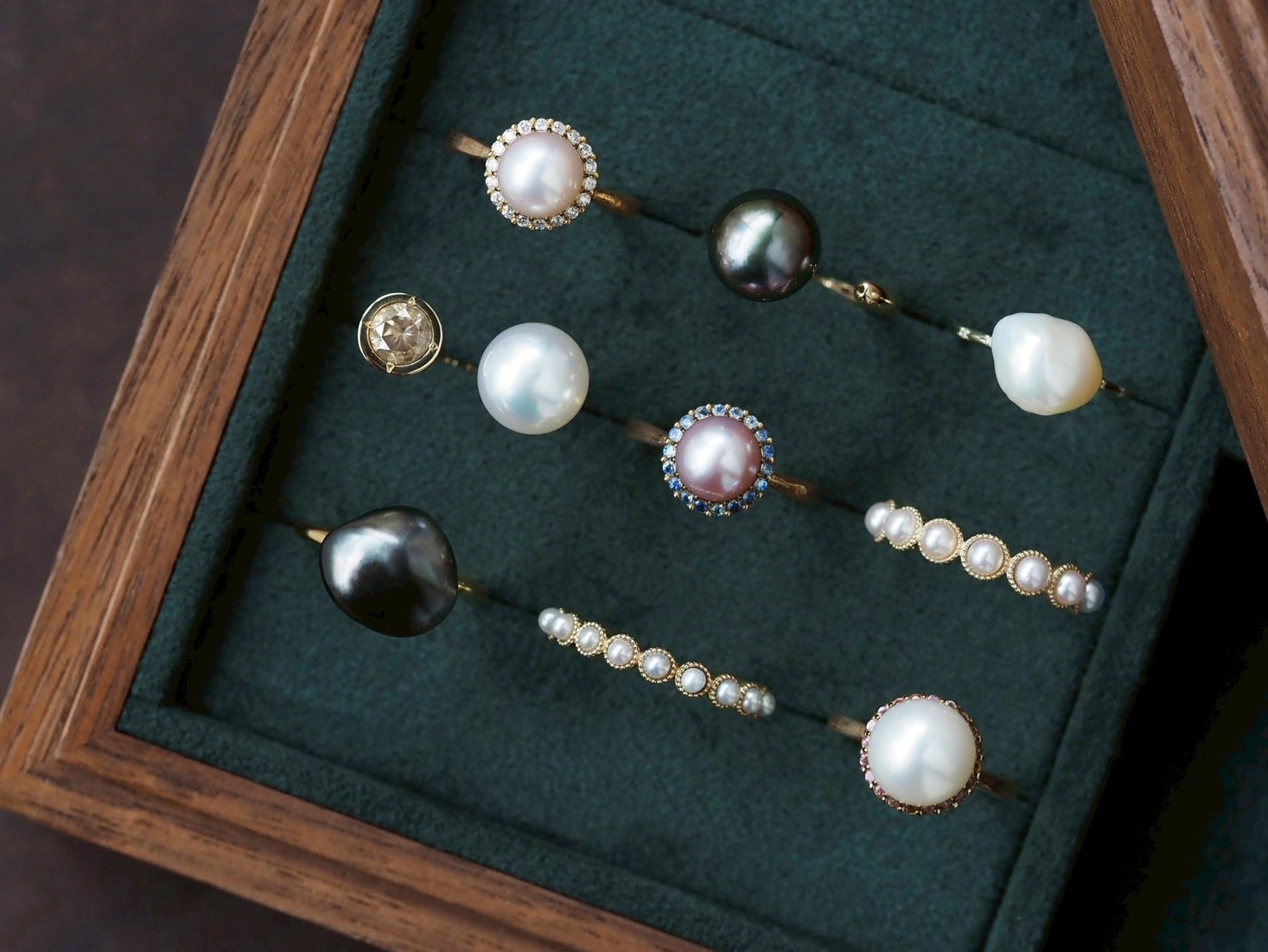 真珠を使ったPARCELLE JEWELRYのリング