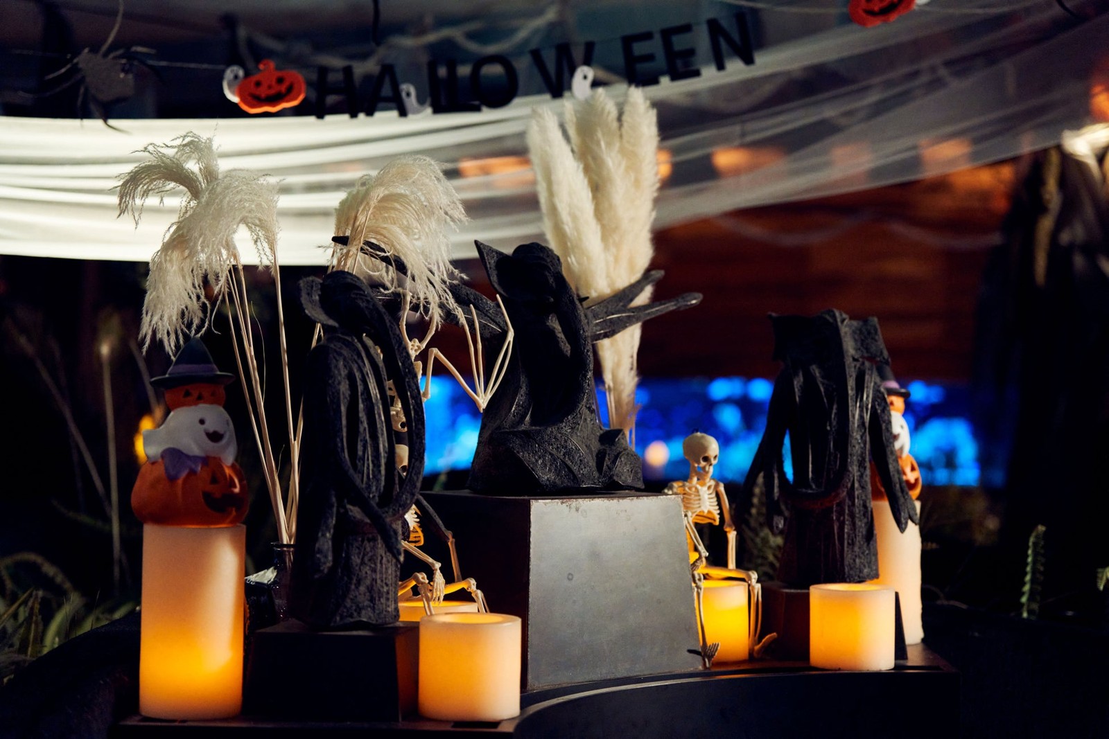 アクアリウムダイニング新宿ライム BLACK ROSE HALLOWEEN Afternoon Tea ～魔法にかかる、漆黒のティーパーティー～