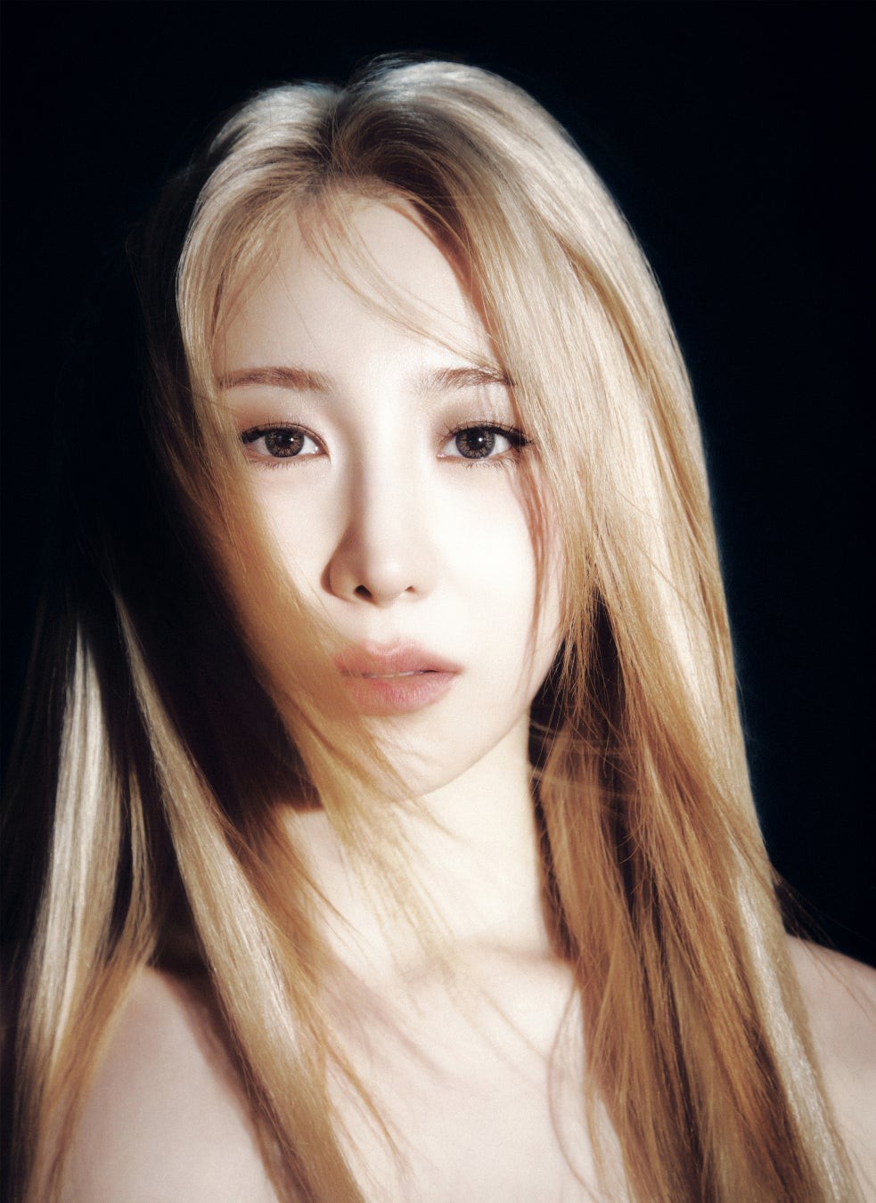 LEE CHAEYEON(イ・チェヨン)