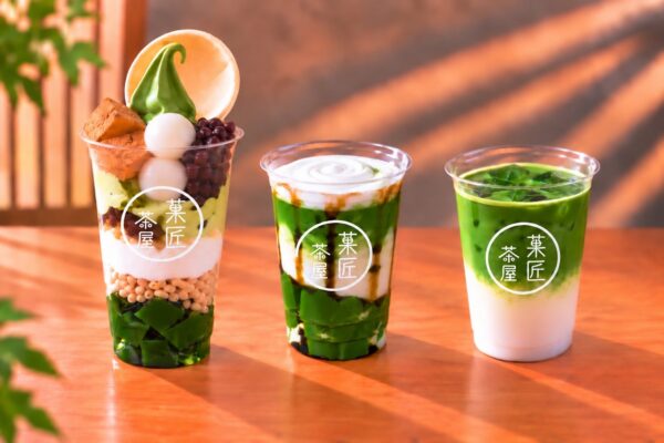 菓匠茶屋 廿日市店 濃い抹茶ラテ・黒糖抹茶わらび餅ラテ