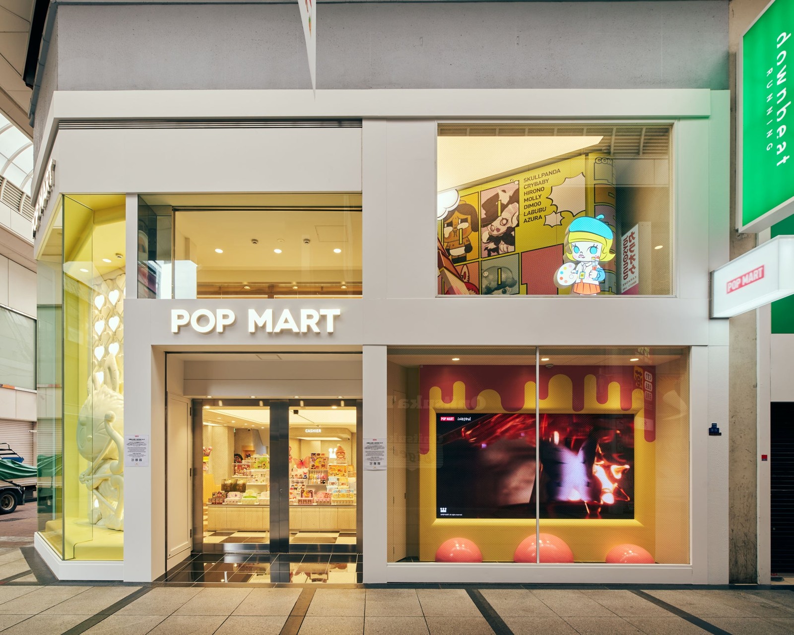 POP MART 大阪なんば店の外観