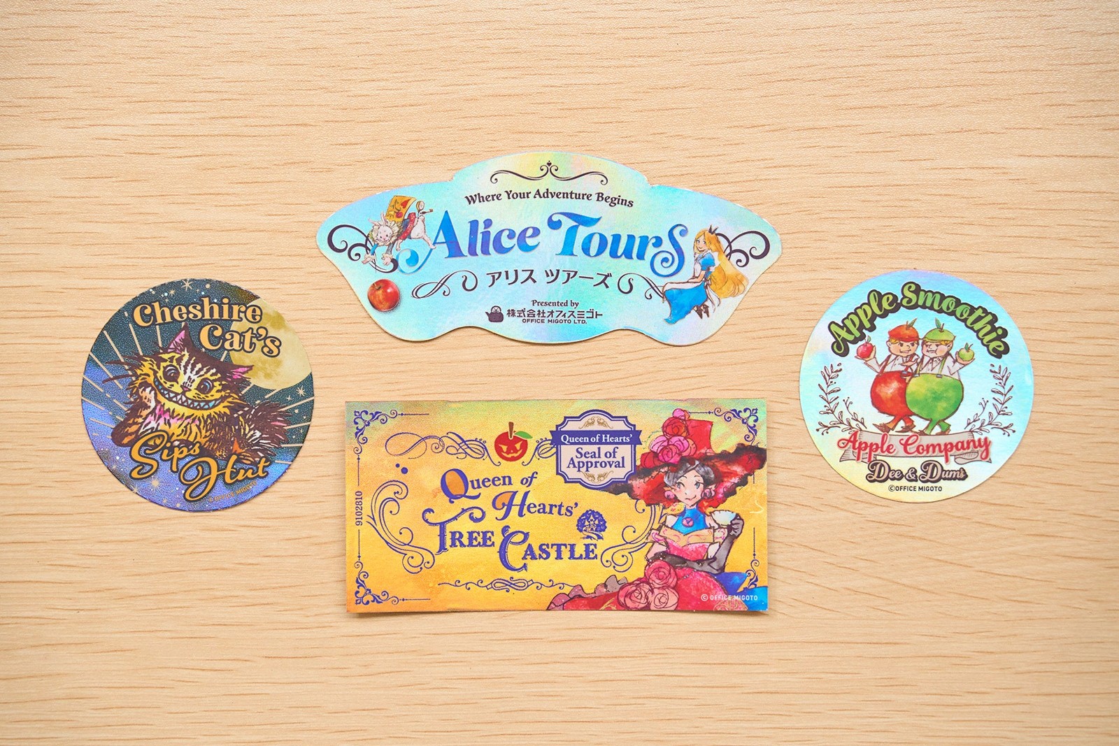 プリズムステッカーとアリスツアーズのキャラクターシール