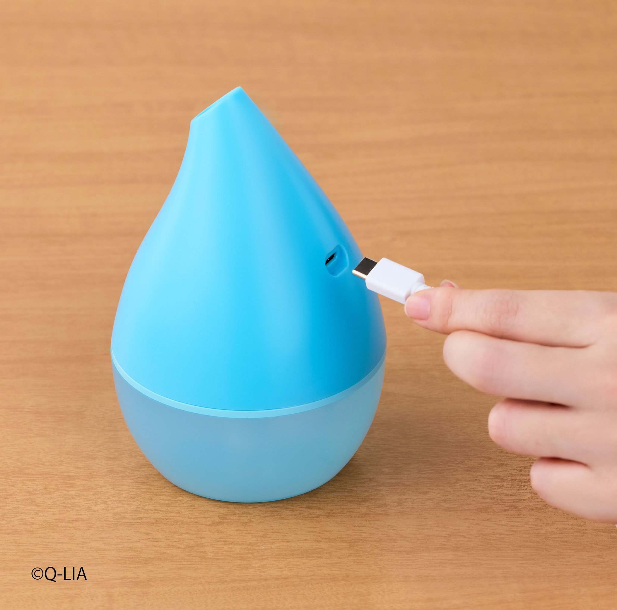 USB加湿器 しずくちゃん 給電ポート
