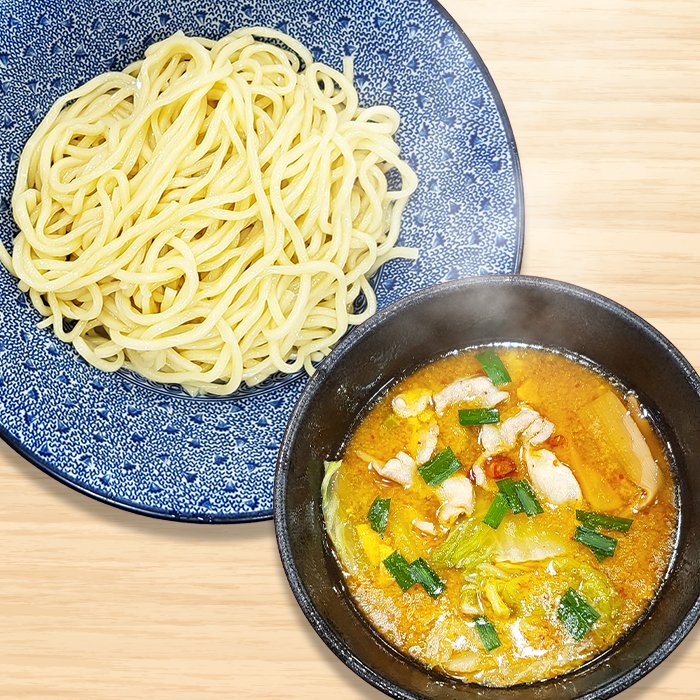 豚バラと白菜を合わせた味噌だれのつけ麺