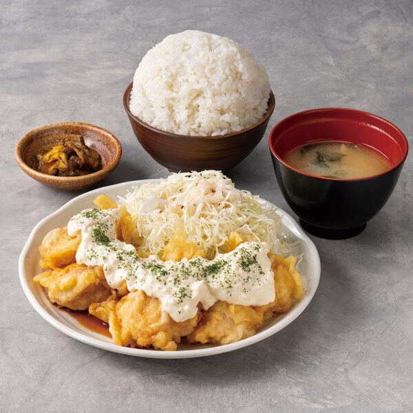 06_八重洲もつ焼酒場てけてけ_「秘伝ダレのチキン南蛮定食（4個）」