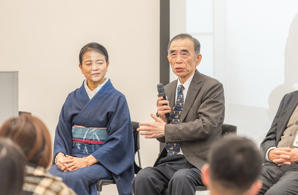 登壇者同士が語り合う会場の様子