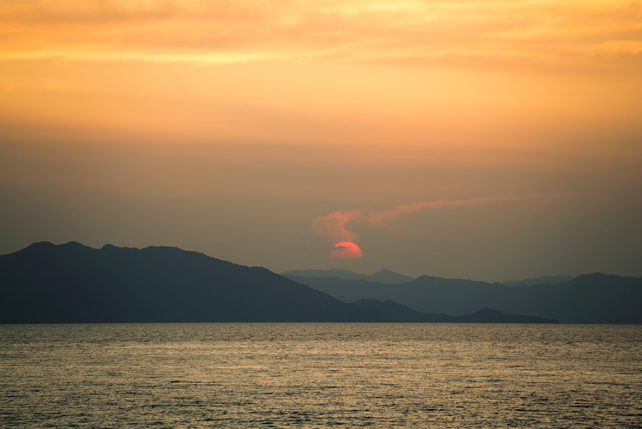 夕日