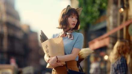 ショートヘアの装いに変化した“どんぎつね”