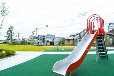 駅前児童公園