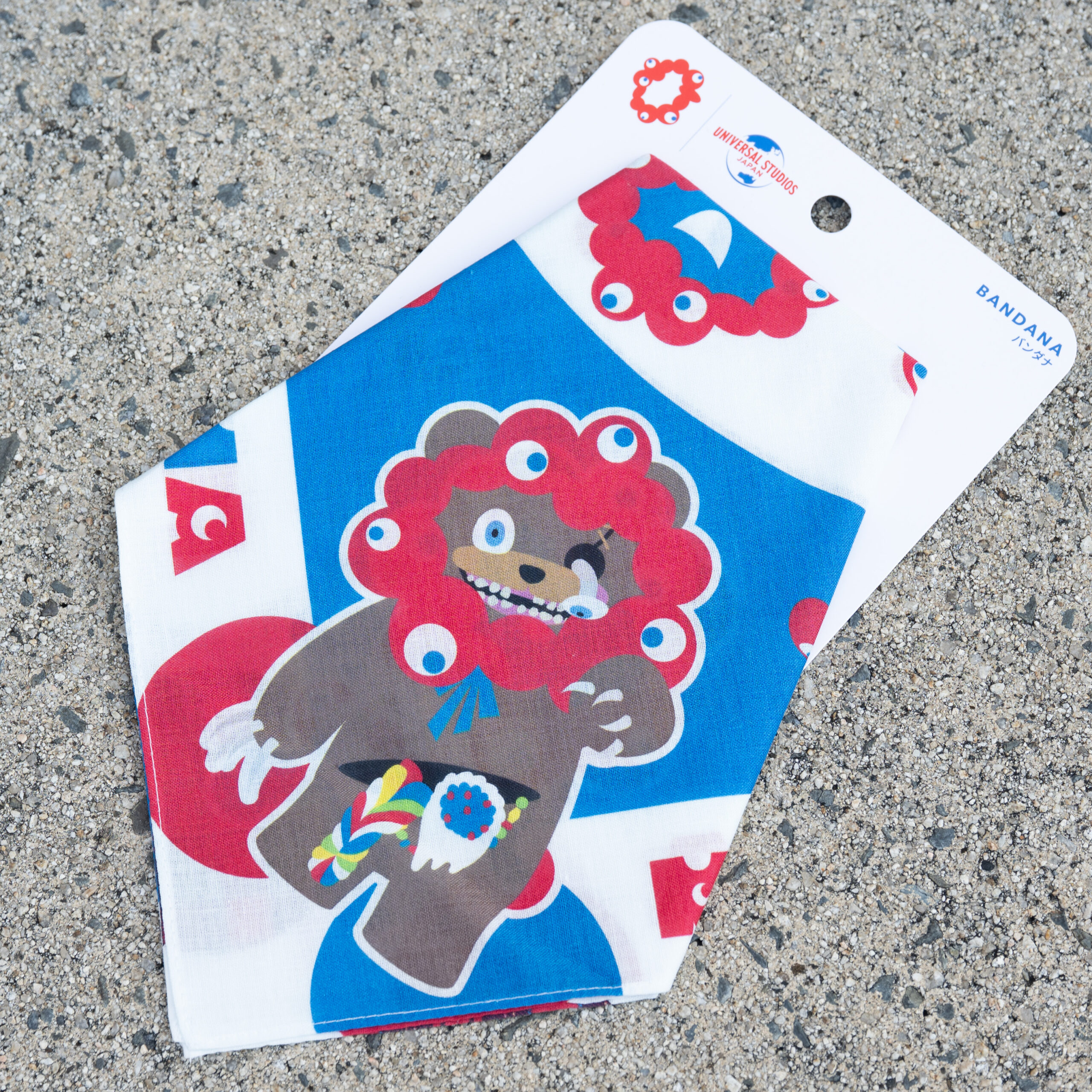 ミャクミャクとハミクマのバンダナ