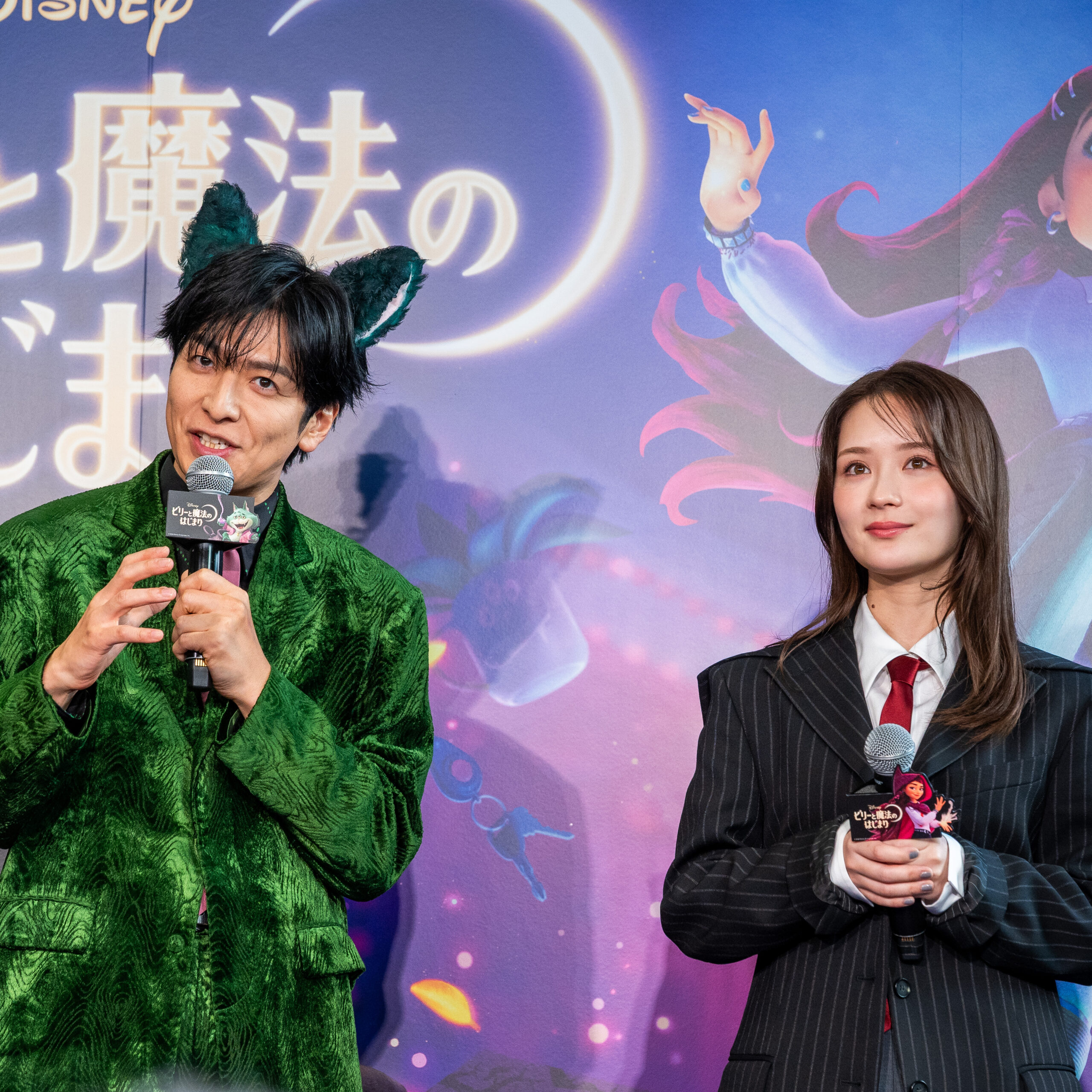 ハロウィンイベントでトークする生田斗真と畑芽育